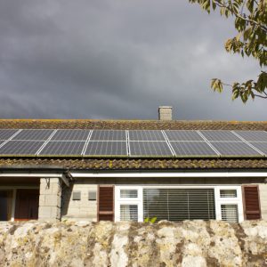 house with solar panels t20 1W9J2O